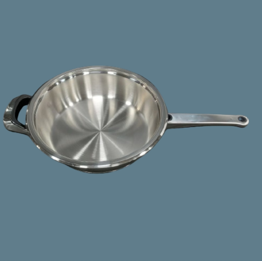 *NWOT Nutri-Stahl Large Frying Pan